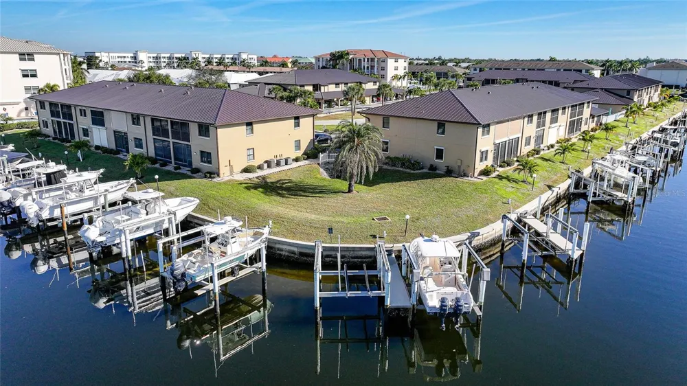240 LEWIS CIRCLE #513 Punta Gorda, FL 33950