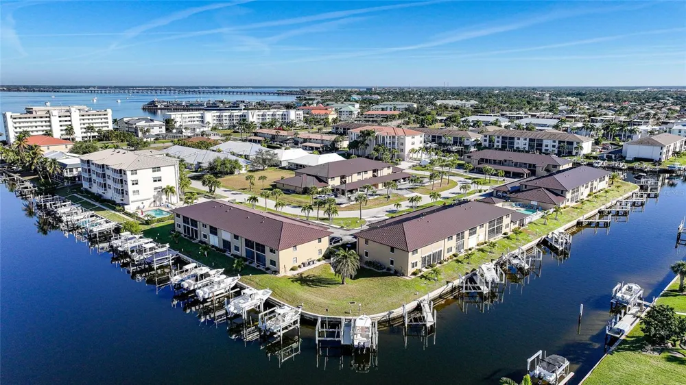 240 LEWIS CIRCLE #513 Punta Gorda, FL 33950