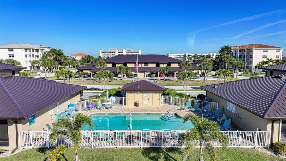 240 LEWIS CIRCLE #513 Punta Gorda, FL 33950