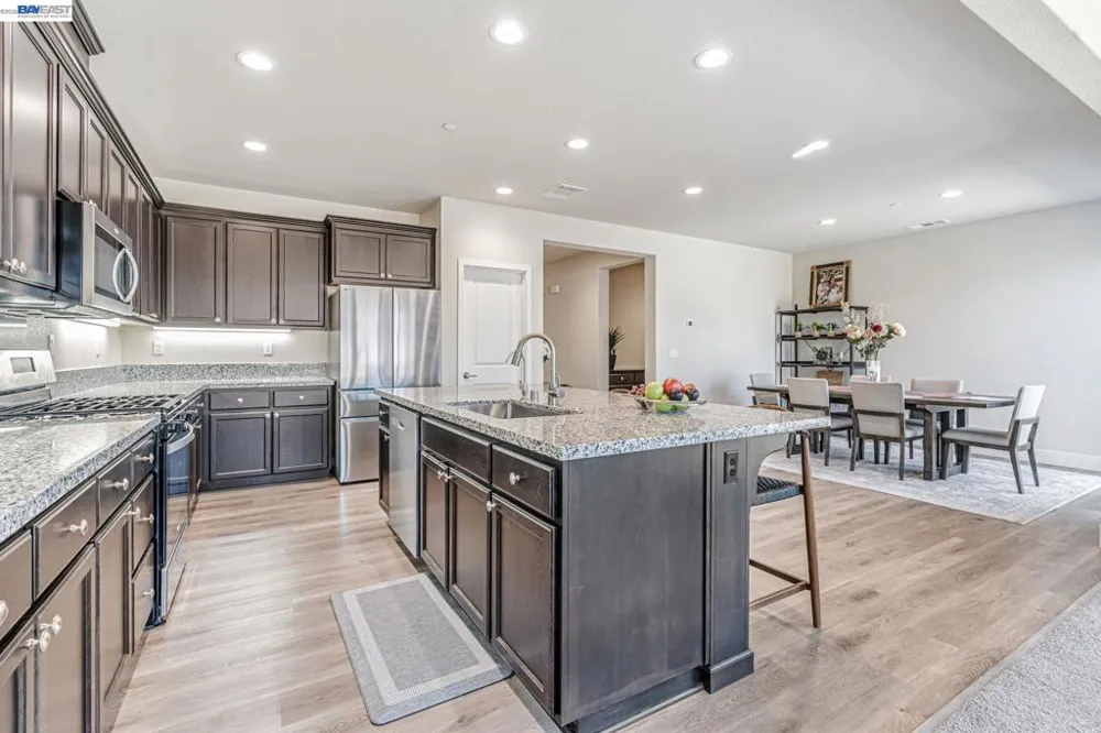 5645 Sierra Trail Way Antioch, CA 94531