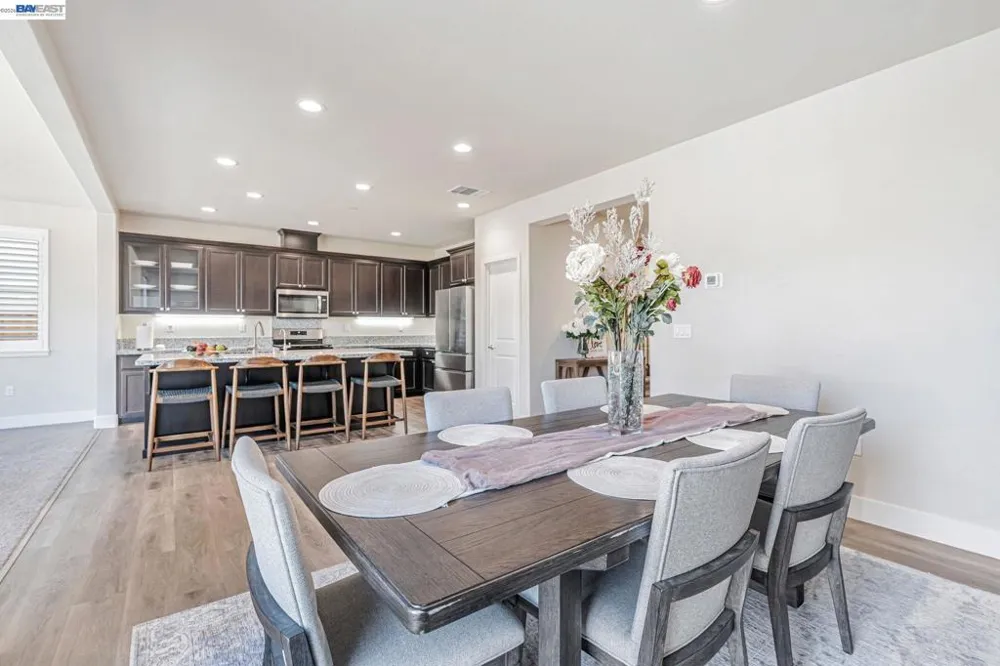 5645 Sierra Trail Way Antioch, CA 94531