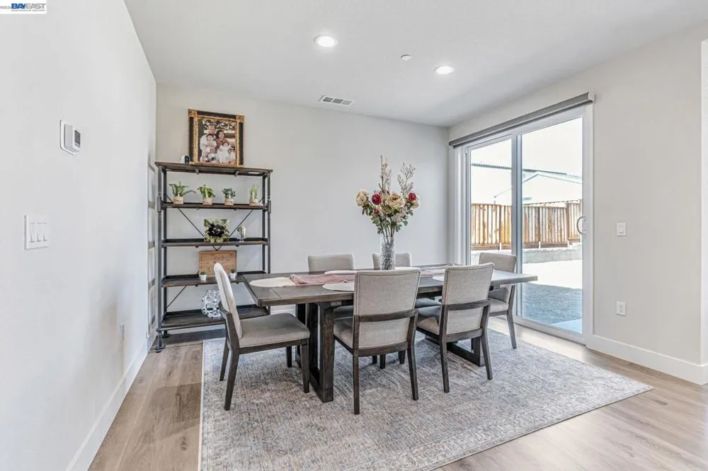 5645 Sierra Trail Way Antioch, CA 94531