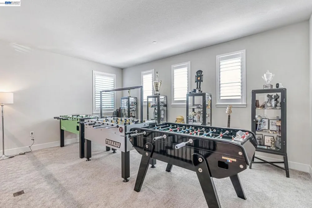 5645 Sierra Trail Way Antioch, CA 94531