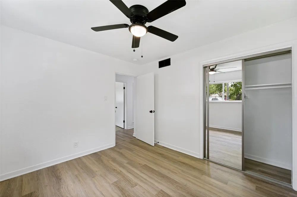 1112 Karla Drive Hurst, TX 76053