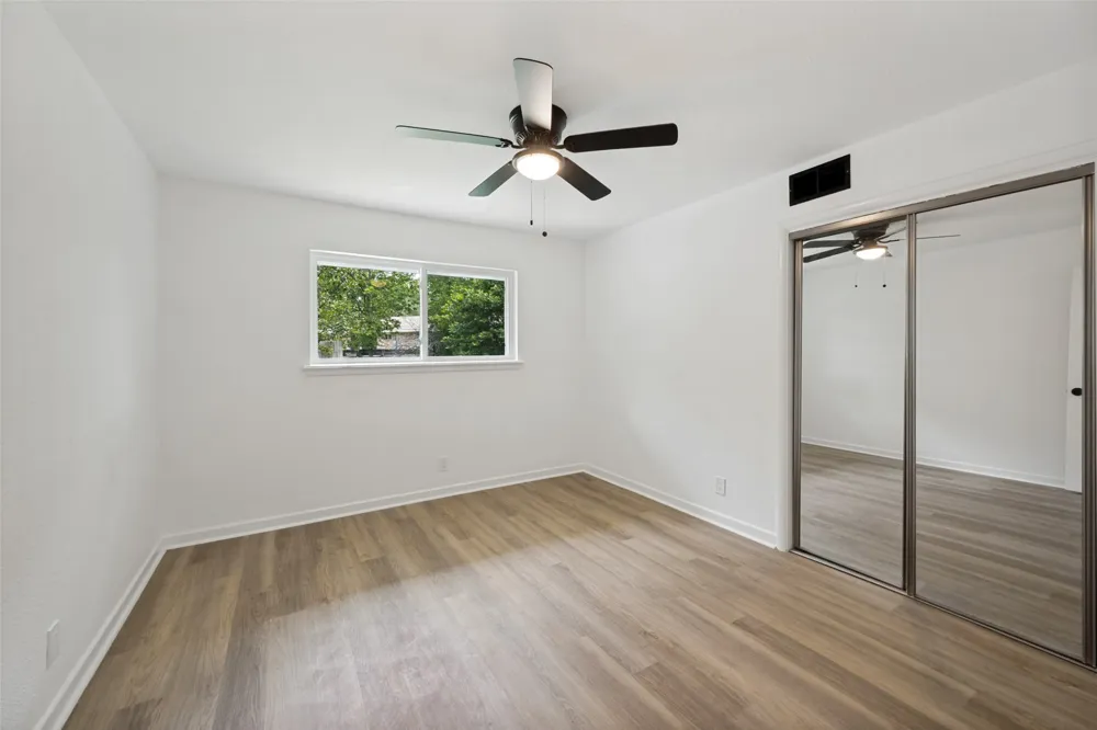 1112 Karla Drive Hurst, TX 76053