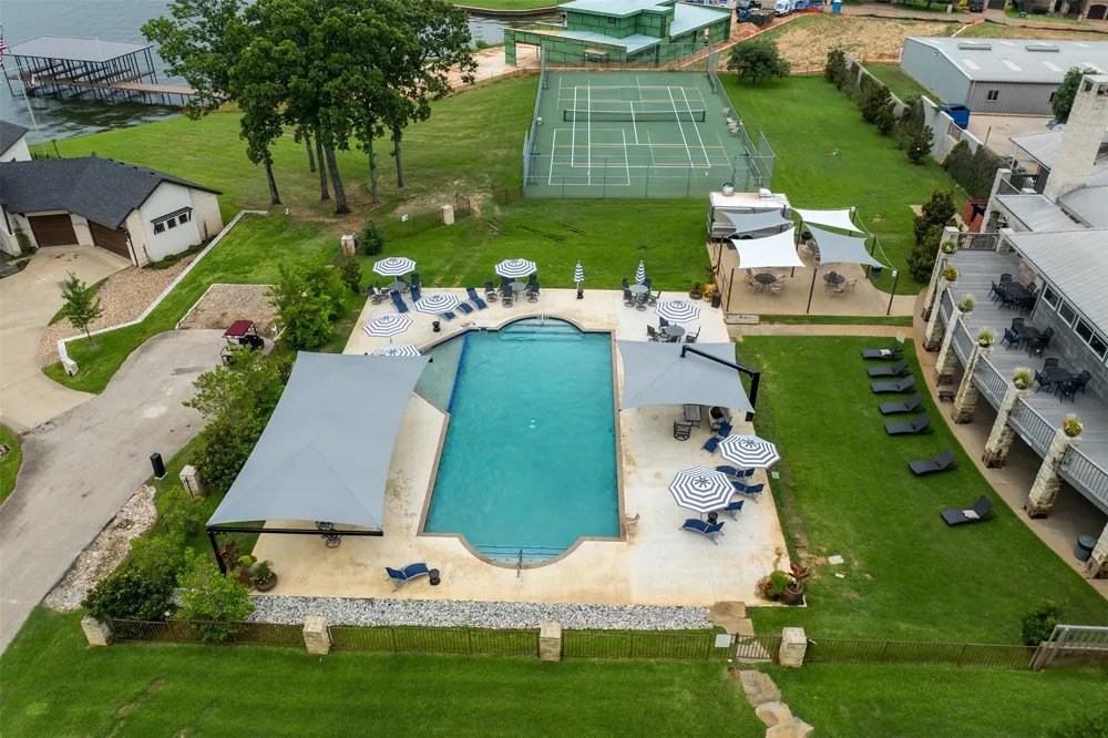 133 Pinnacle Club Drive Mabank, TX 75156