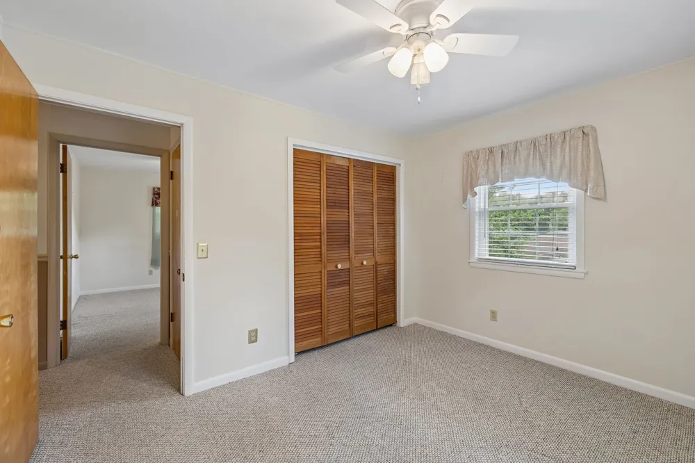 708 Hickory St Centerville, TN 37033