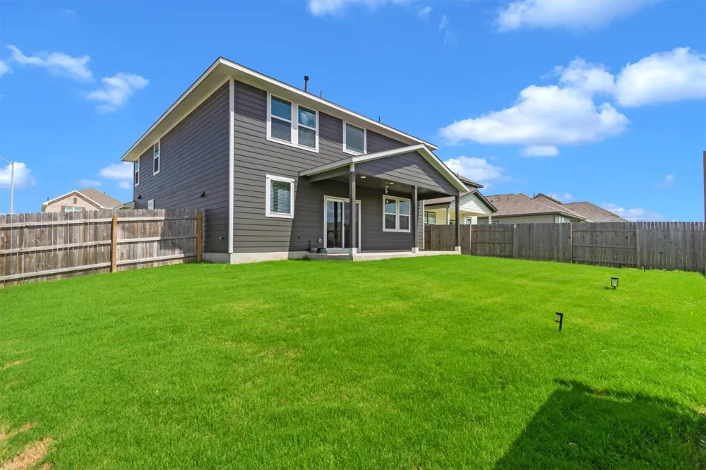 722 Palo Brea Loop Hutto, TX 78634