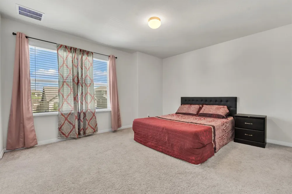 722 Palo Brea Loop Hutto, TX 78634
