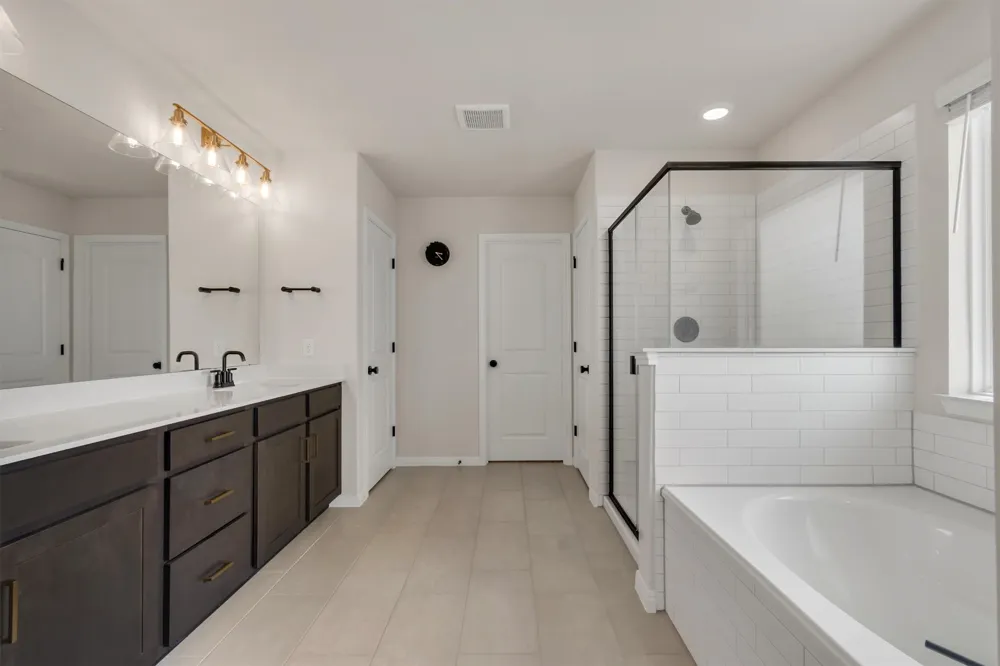 722 Palo Brea Loop Hutto, TX 78634