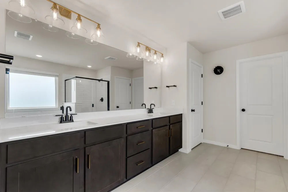 722 Palo Brea Loop Hutto, TX 78634