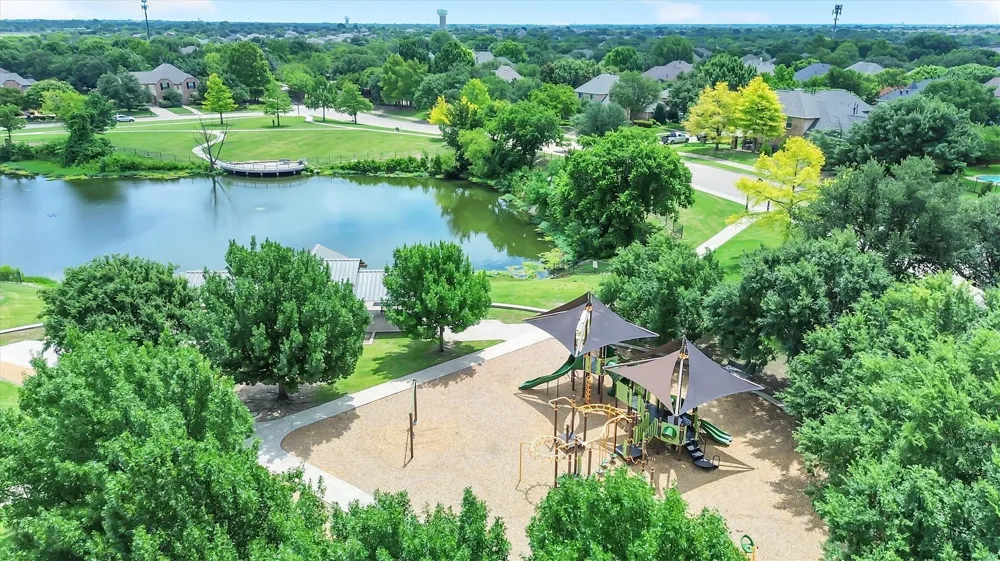 605 Royal Glen Drive Murphy, TX 75094