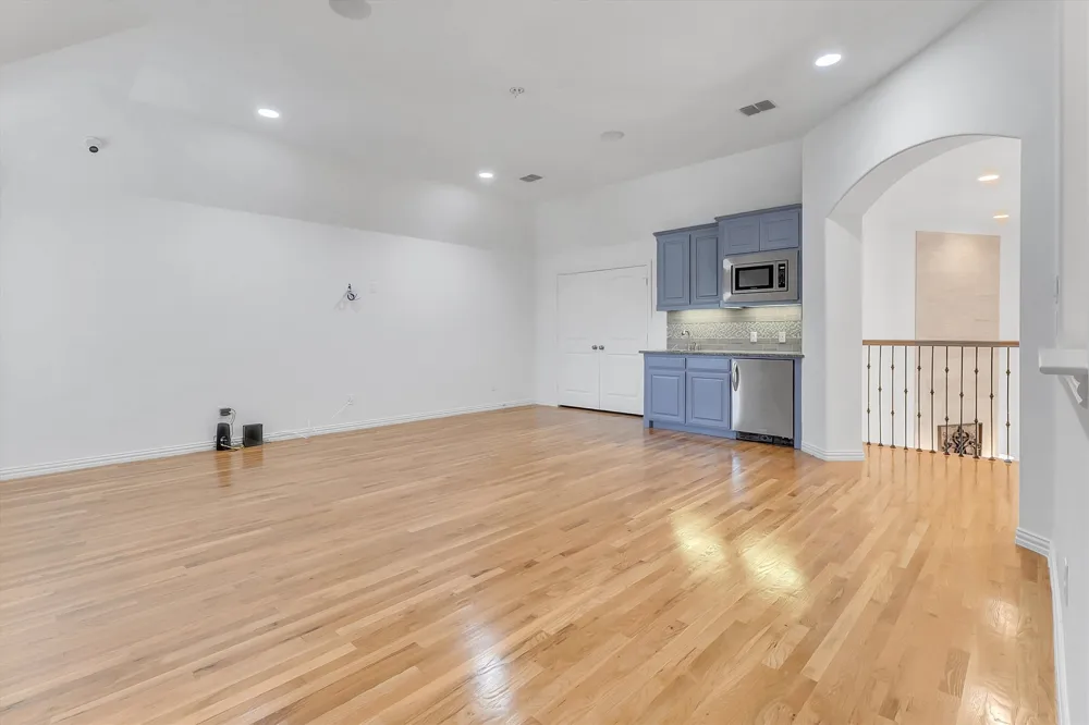605 Royal Glen Drive Murphy, TX 75094
