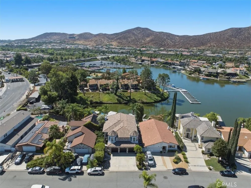 30294 Little Harbor Canyon Lake, CA 92587