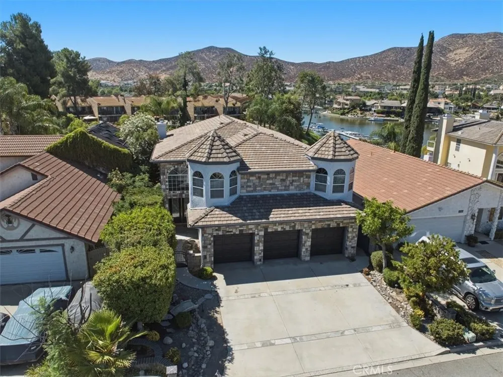 30294 Little Harbor Canyon Lake, CA 92587