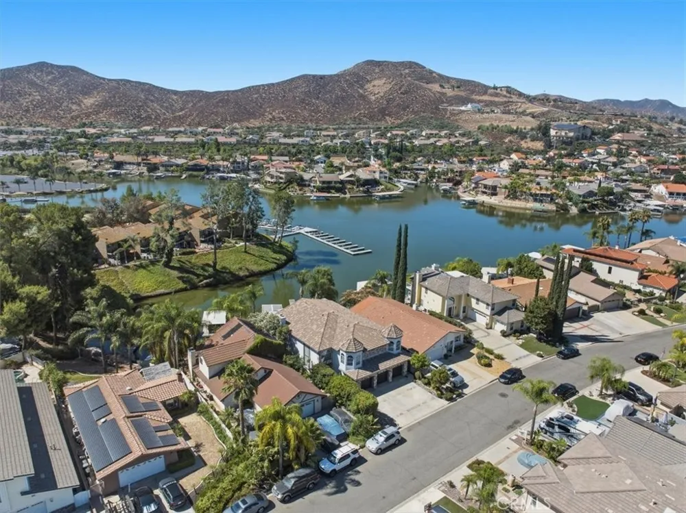 30294 Little Harbor Canyon Lake, CA 92587