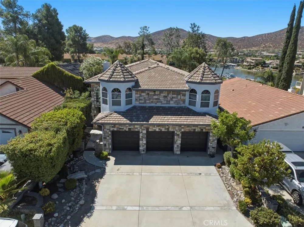 30294 Little Harbor Canyon Lake, CA 92587