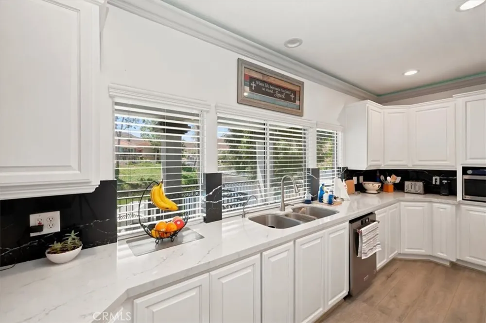 30294 Little Harbor Canyon Lake, CA 92587