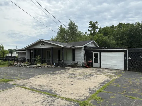 528 Superior Street
