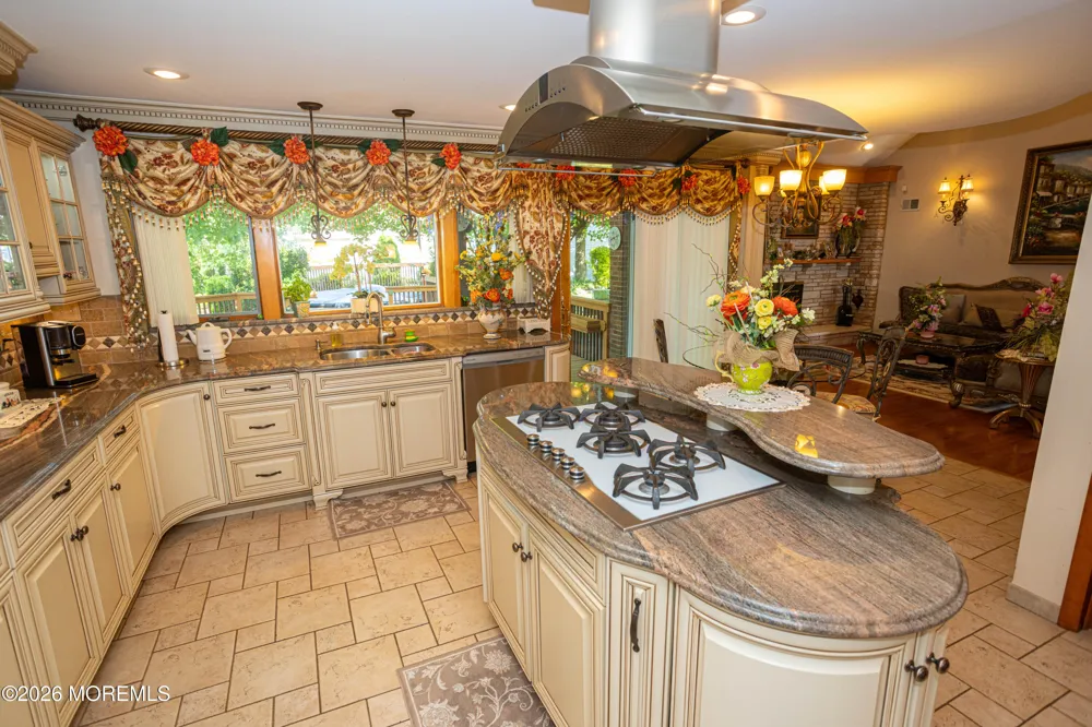58 Miara Street Parlin, NJ 08859