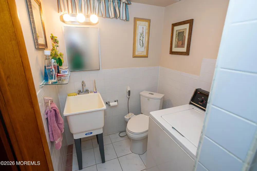 58 Miara Street Parlin, NJ 08859