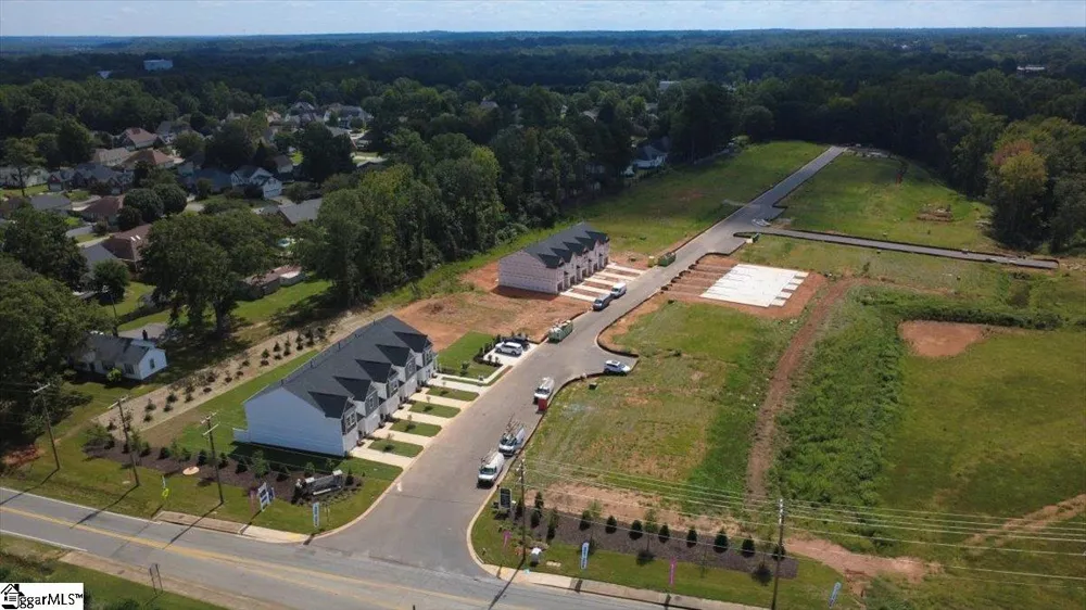 2061 Hillman Way Roebuck, SC 29376