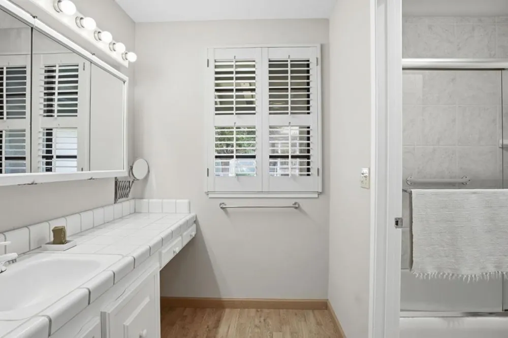 5449 Cribari Green San Jose, CA 95135
