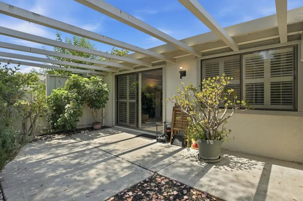 5449 Cribari Green San Jose, CA 95135