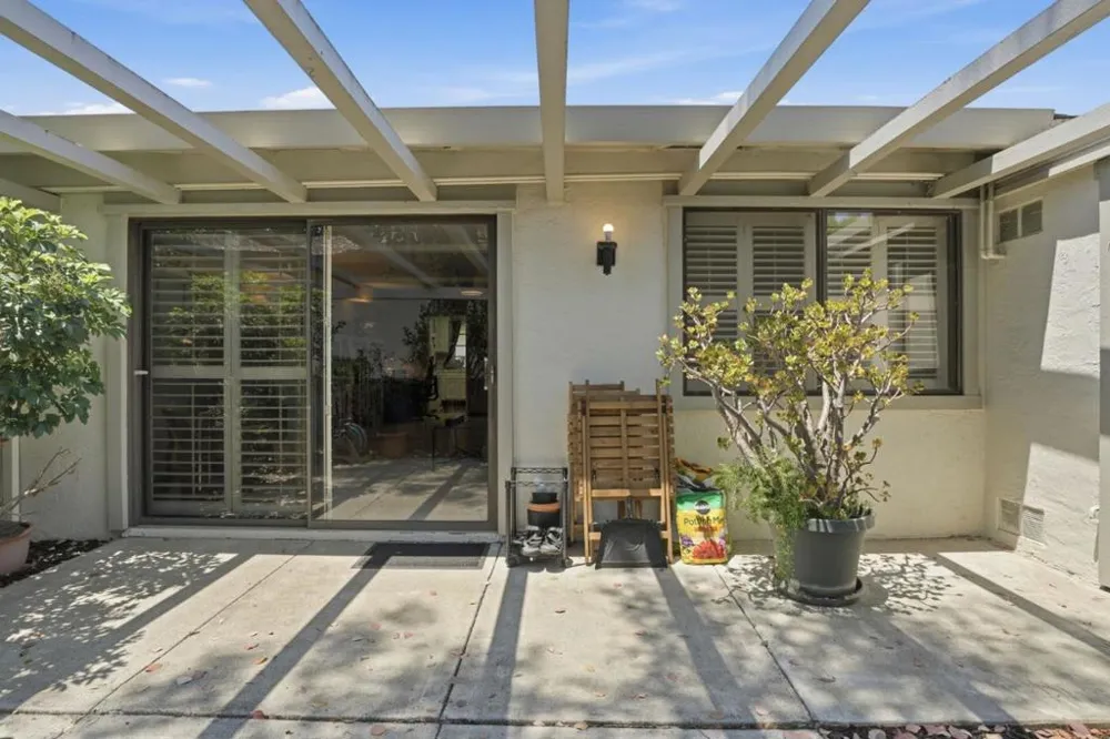 5449 Cribari Green San Jose, CA 95135