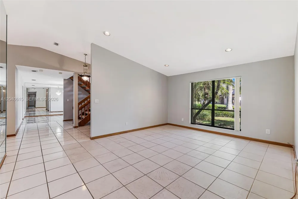 14941 SW 164th Ter Miami, FL 33187