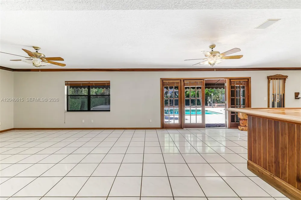 14941 SW 164th Ter Miami, FL 33187