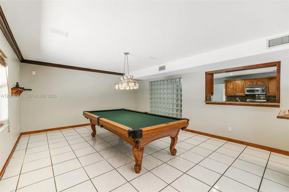 14941 SW 164th Ter Miami, FL 33187