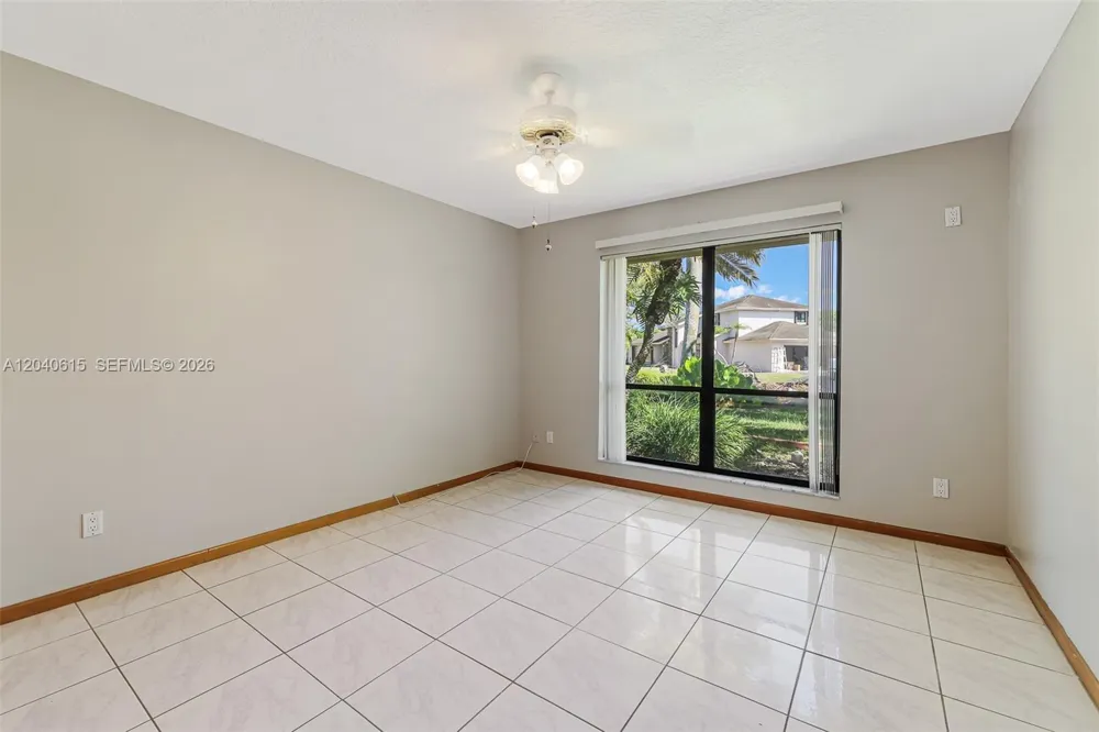 14941 SW 164th Ter Miami, FL 33187