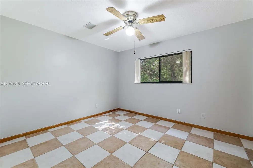 14941 SW 164th Ter Miami, FL 33187