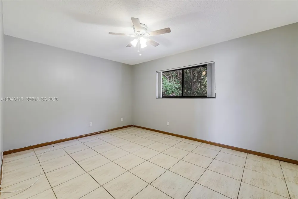 14941 SW 164th Ter Miami, FL 33187