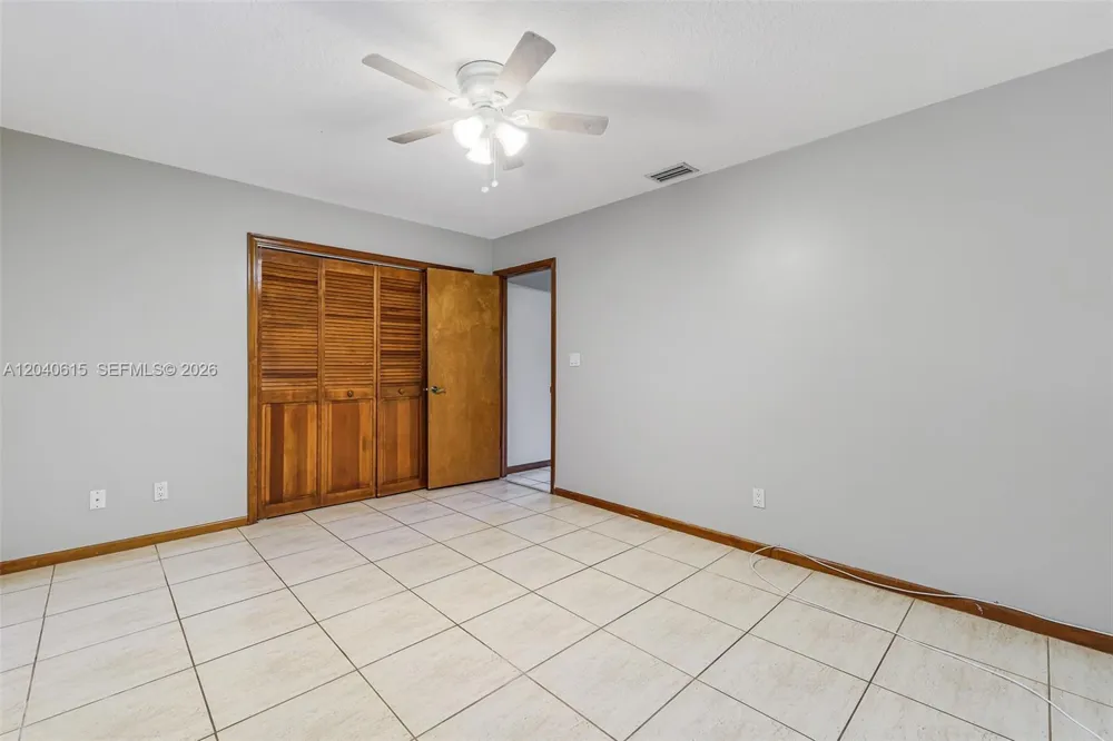 14941 SW 164th Ter Miami, FL 33187