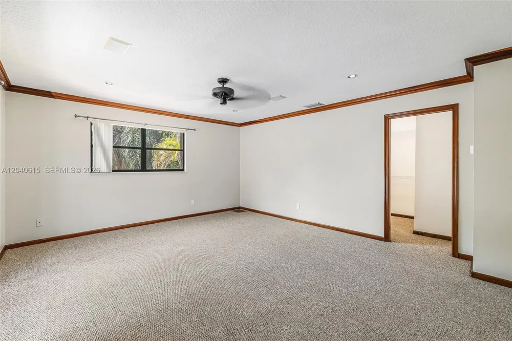 14941 SW 164th Ter Miami, FL 33187