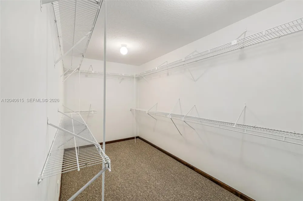 14941 SW 164th Ter Miami, FL 33187