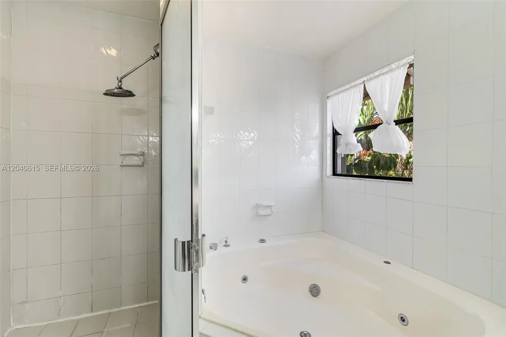 14941 SW 164th Ter Miami, FL 33187