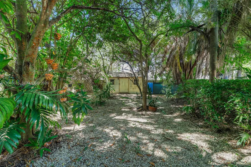 14941 SW 164th Ter Miami, FL 33187