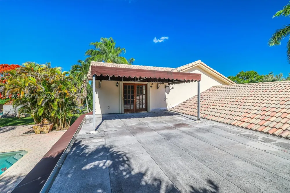 14941 SW 164th Ter Miami, FL 33187