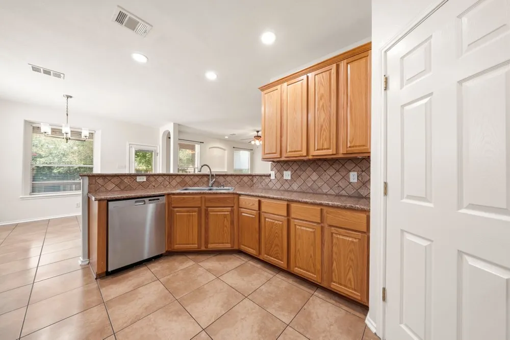 611 Secretariat Drive Cibolo, TX 78108