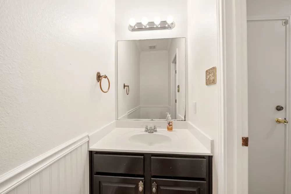 611 Secretariat Drive Cibolo, TX 78108