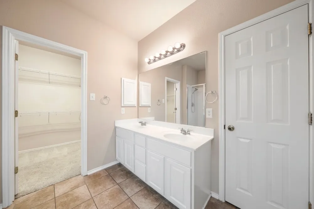 611 Secretariat Drive Cibolo, TX 78108