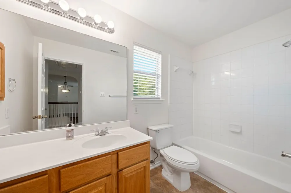 611 Secretariat Drive Cibolo, TX 78108