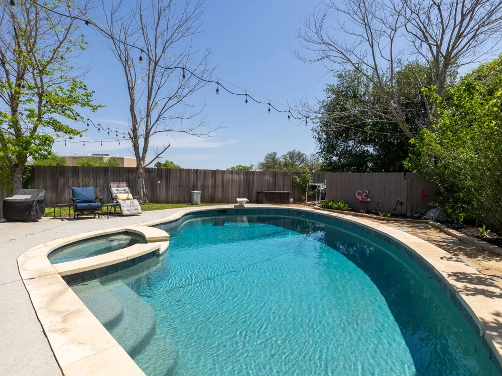 16019 Dark Lane Austin, TX 78717