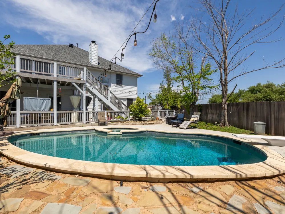 16019 Dark Lane Austin, TX 78717