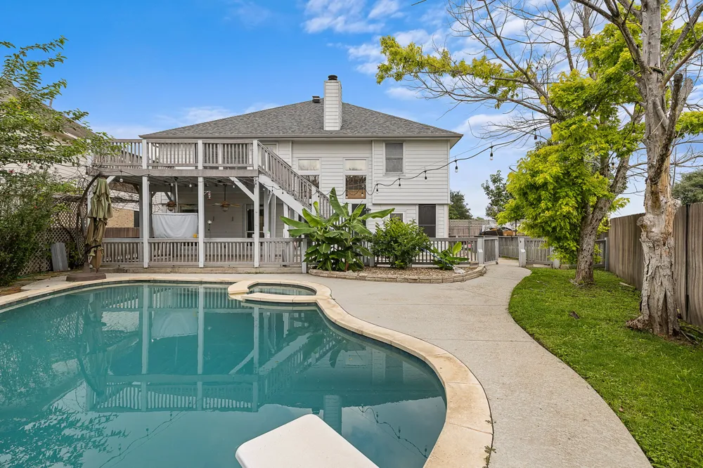 16019 Dark Lane Austin, TX 78717