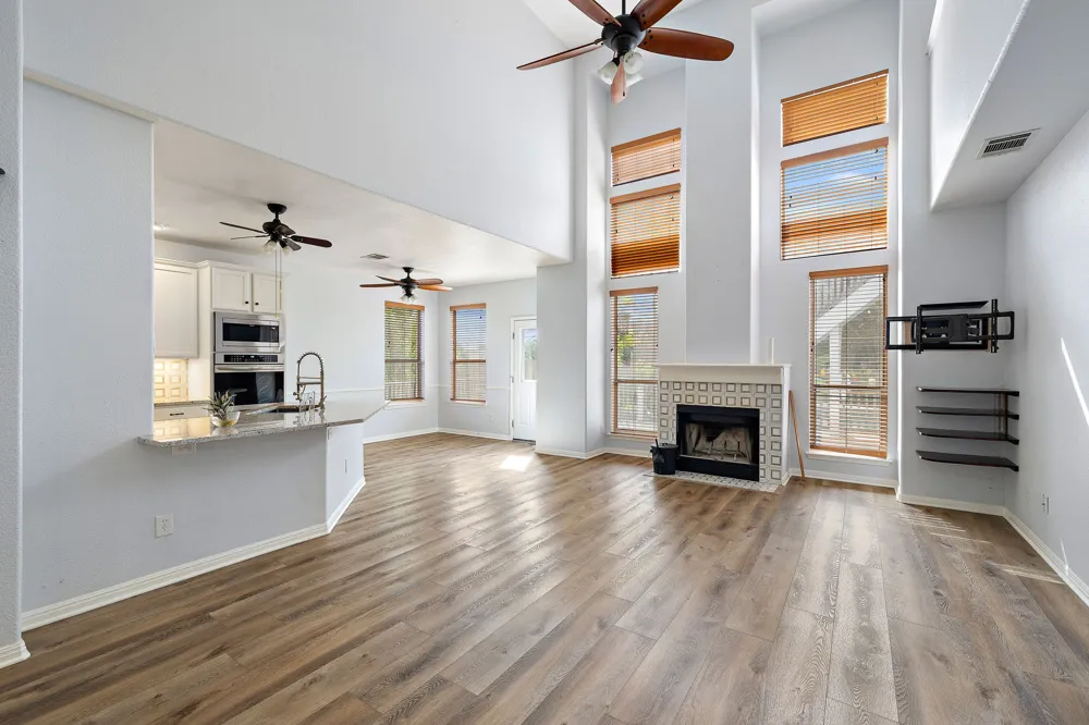 16019 Dark Lane Austin, TX 78717