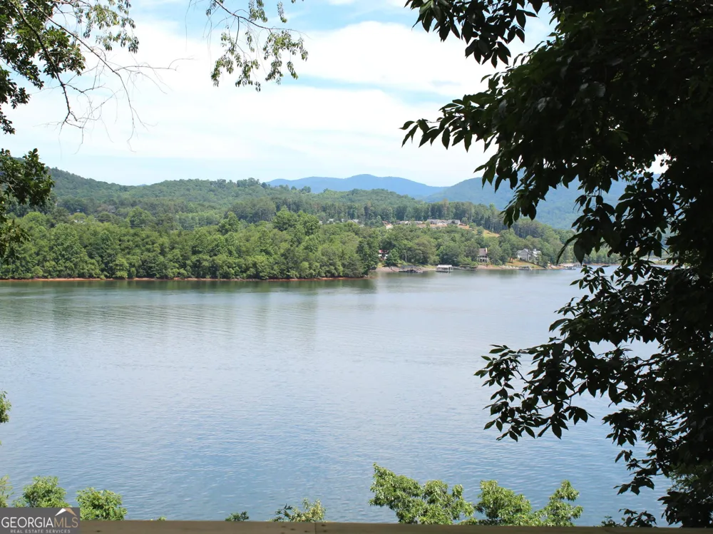 772 Big Oak LN Hiawassee, GA 30546